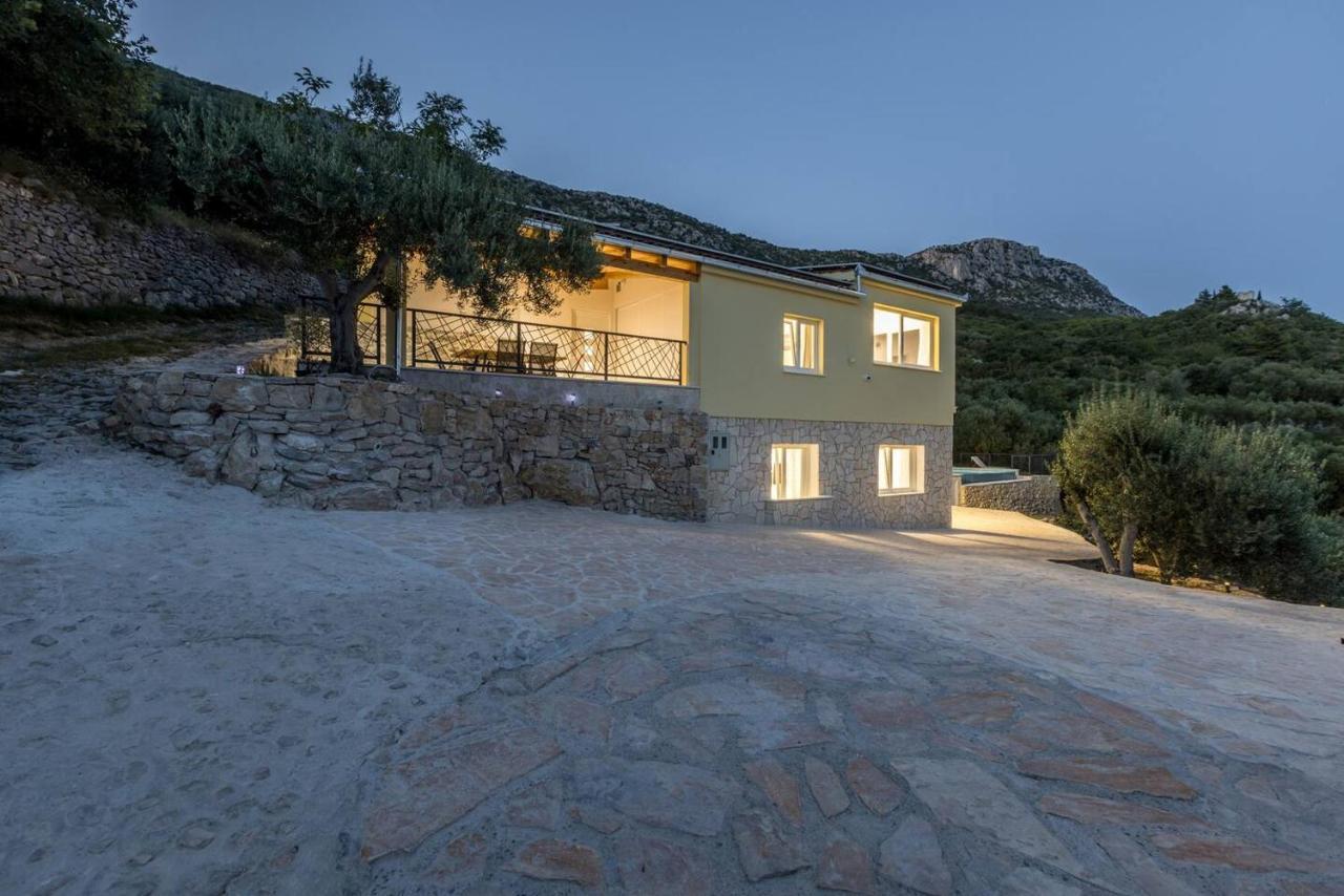 Dream Hill Villa Kastel Kambelovac Exterior photo