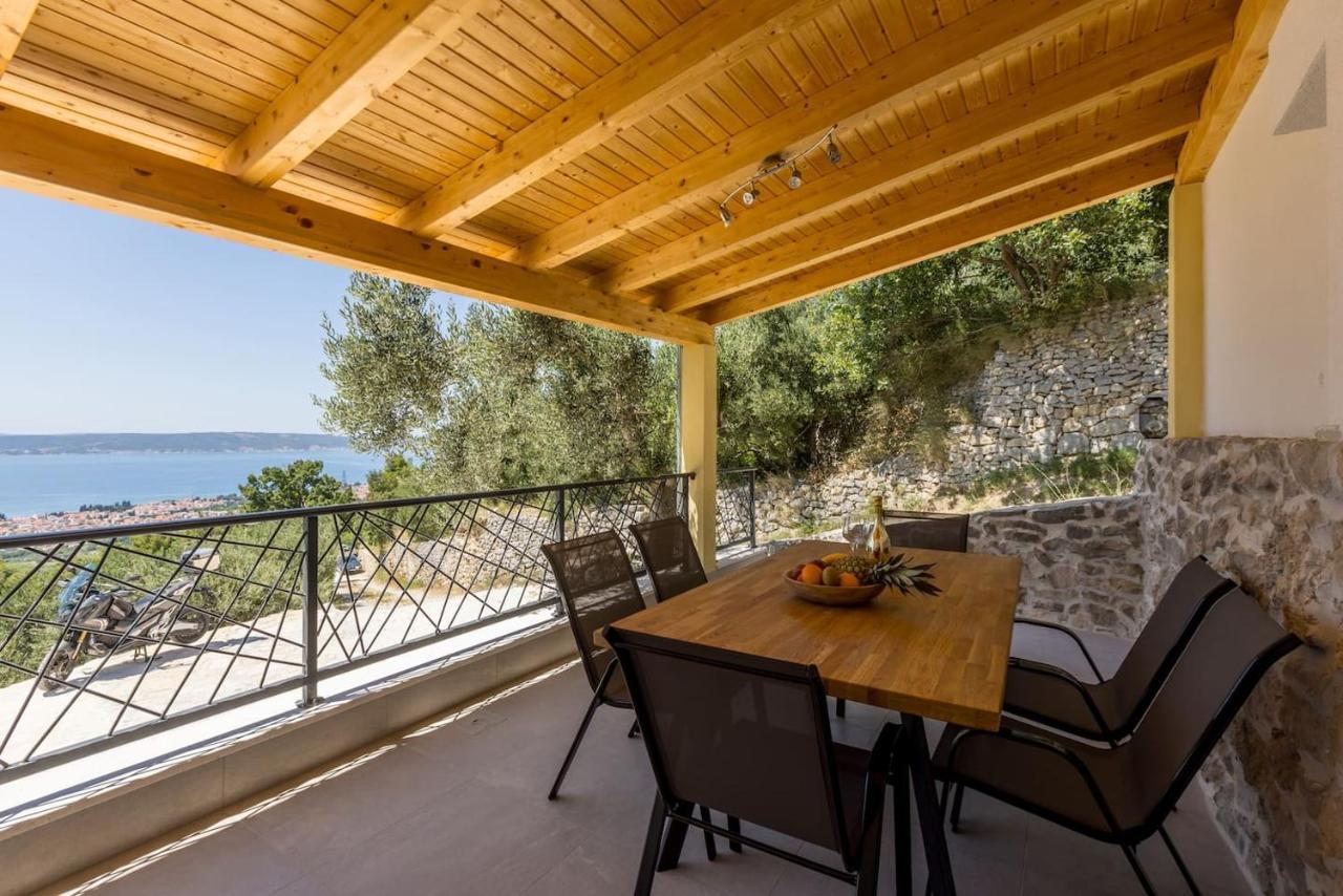 Dream Hill Villa Kastel Kambelovac Exterior photo
