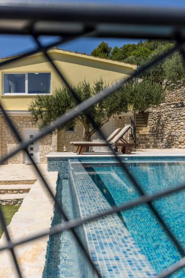 Dream Hill Villa Kastel Kambelovac Exterior photo